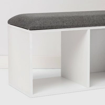 Cube Bookshelf with Bench - Room Essentials™ White 5 Cube Bookshelf with Bench - Room Essentials™ White - Image 3
